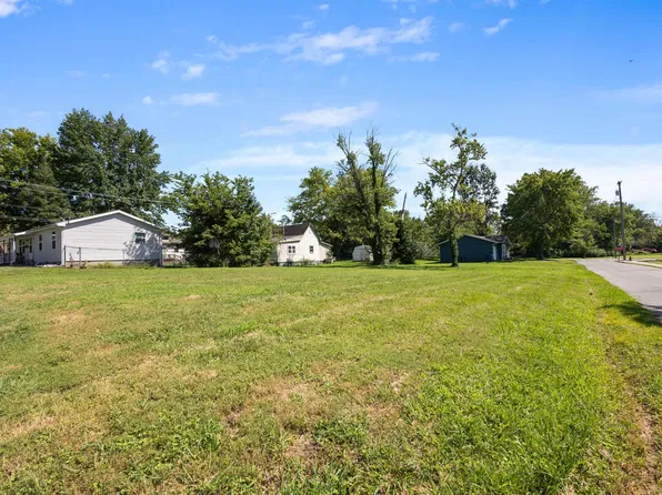 1201 S Madison St, Marion, IL 62959