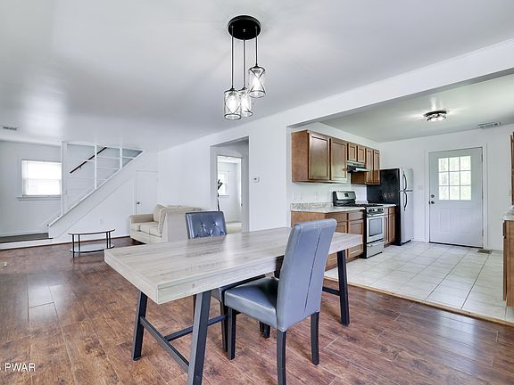 3rd image of 286 Mozzette Rd
