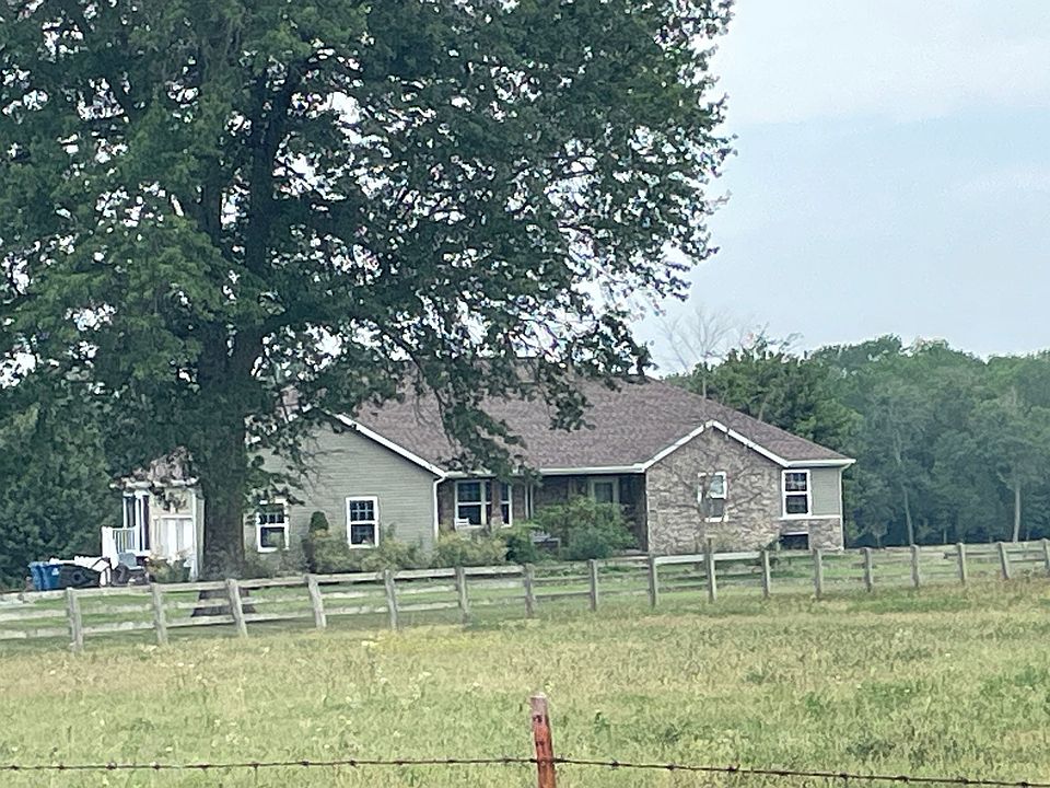 2nd image of 2023 S Paradise Ln