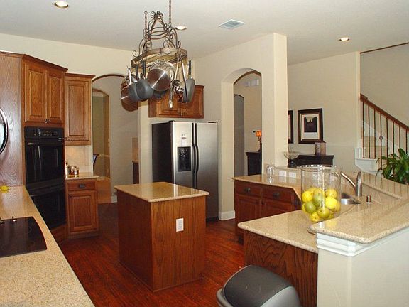 4th image of 319 Parke Lake Dr