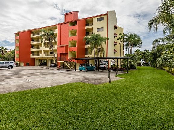 4th image of 1750 Harbor Pl S APT 203