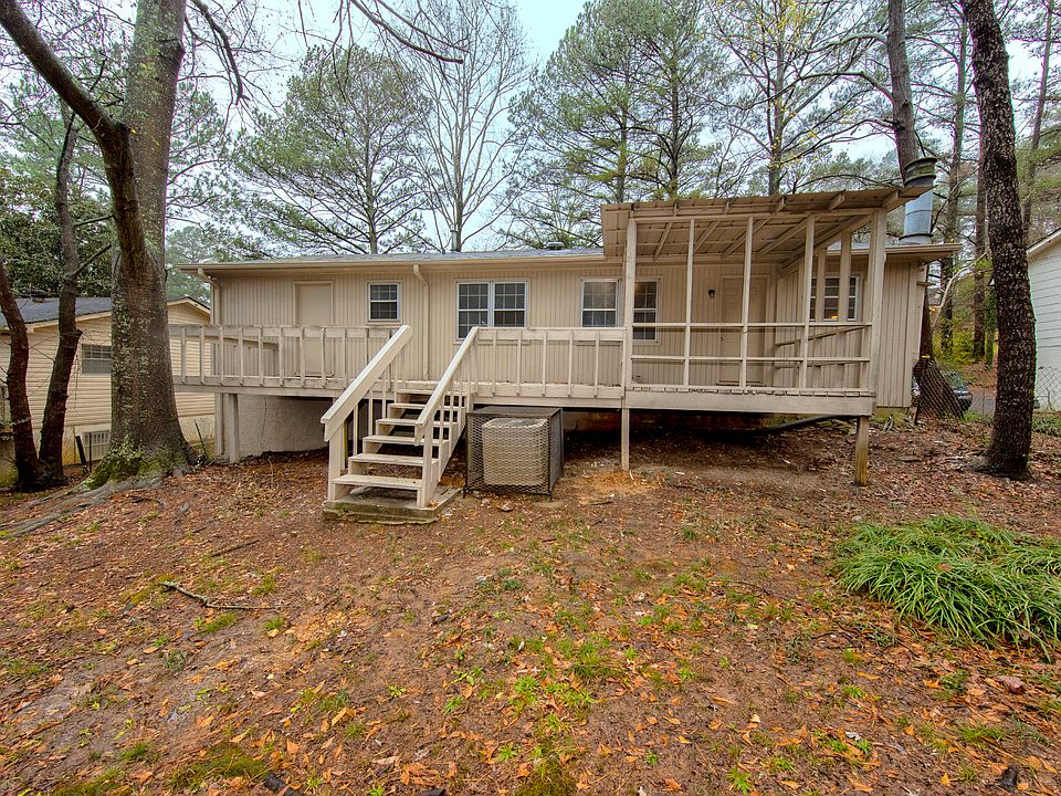 2nd image of 513 Eric Dr