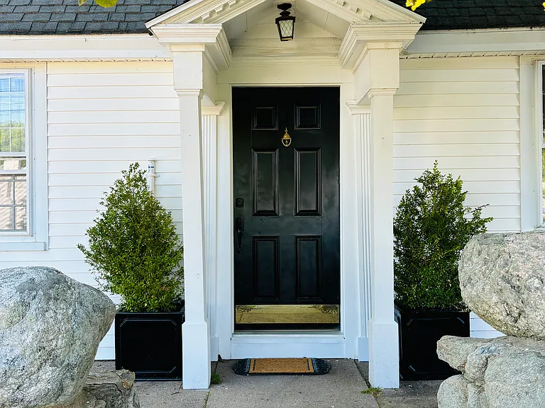 69 Waterside Ln — Photo 8