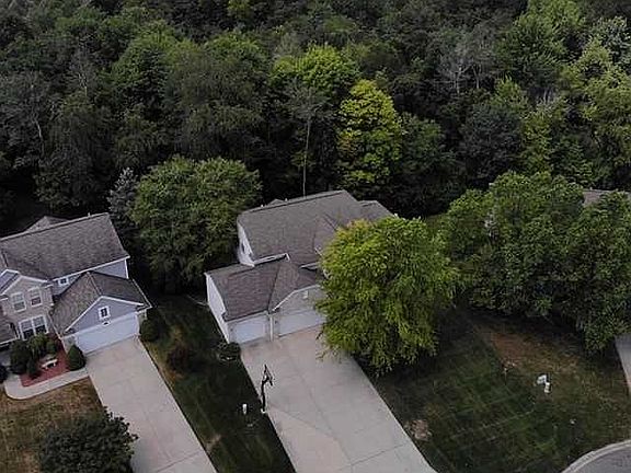 2nd image of 5561 Clemwood Ct SE