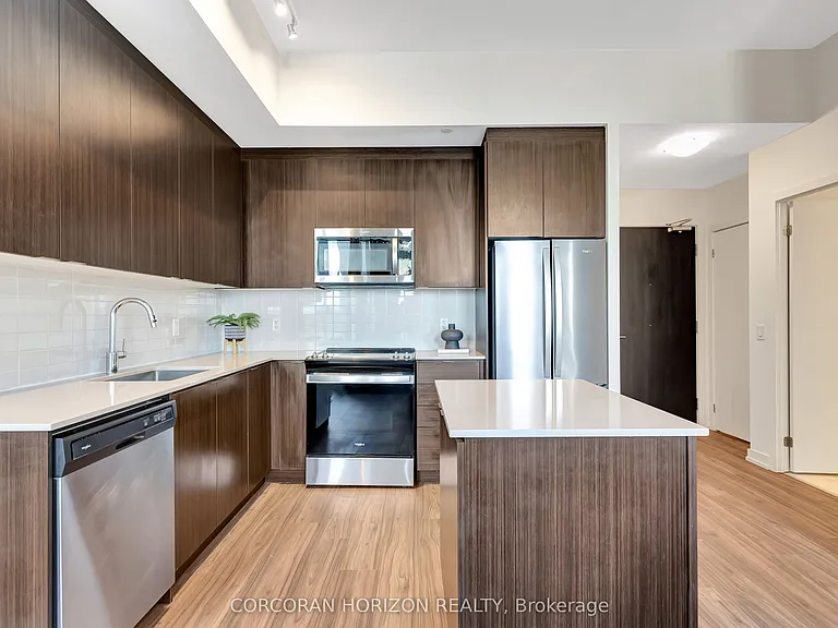 55 Duke St W #509 — Photo 14