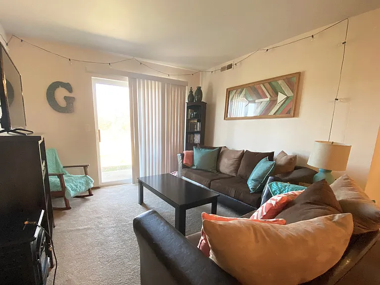 3455 E Lombard St — Photo 11
