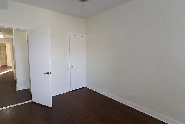 2944 W Montrose Ave #3 — Photo 14