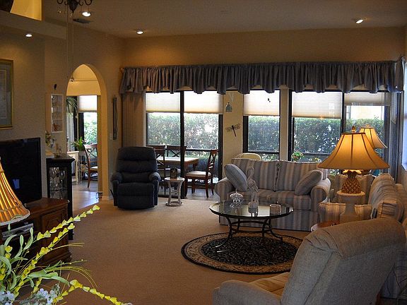 2nd image of 439 Bouchelle Dr APT 102