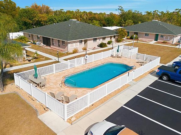 3rd image of 24540 Harborview Rd APT F1