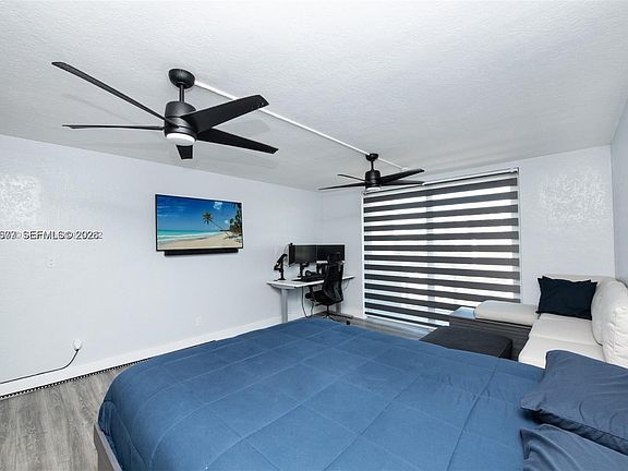 5th image of 19201 Collins Ave #339