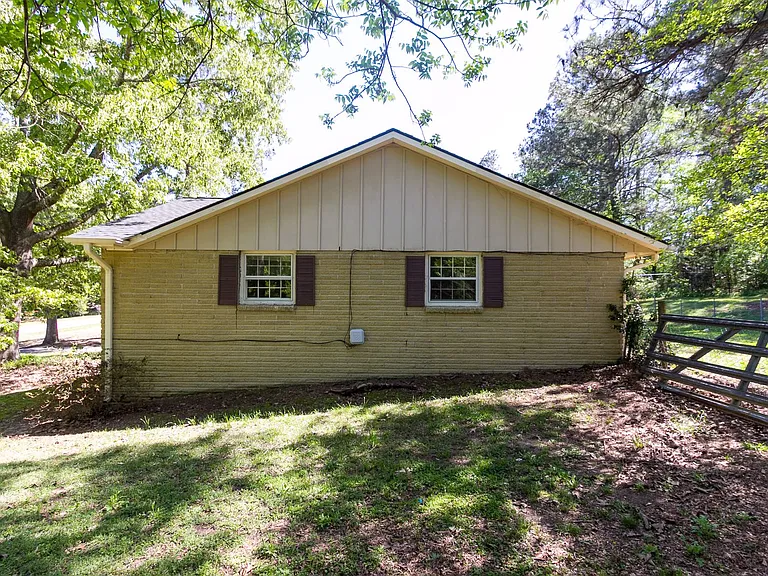 3720 Sunny Hill Dr — Photo 21