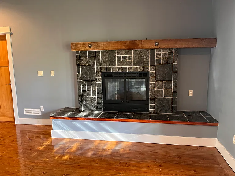 55219 Huntington Rd — Photo 11