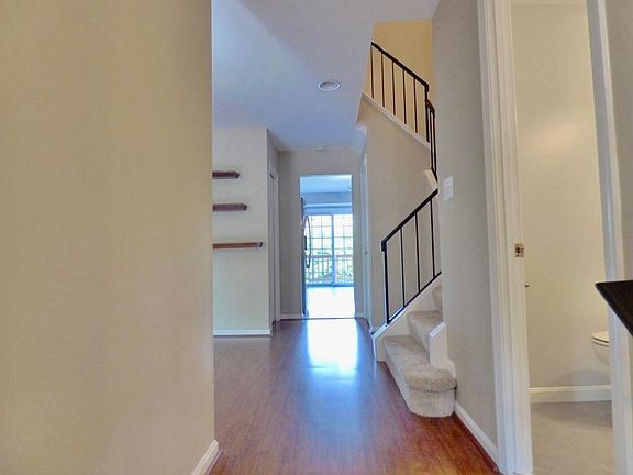 5th image of 10127 Ebenshire Ct