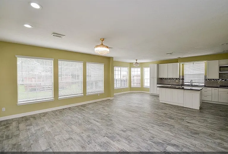 318 N Cypress Estates Cir — Photo 28