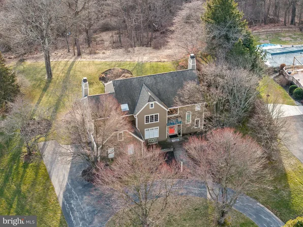 15 Stanfield Ave, Broomall, PA 19008