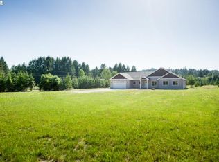 19697 S Henrici Rd, Oregon City, OR 97045