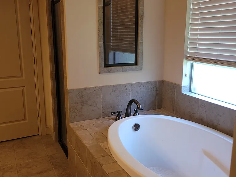 5130 Southpoint Dr — Photo 28