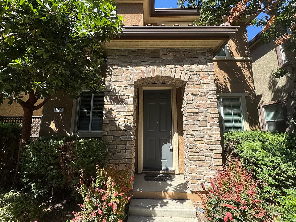 1164 Flurry Dr