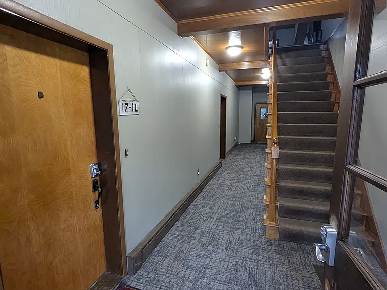 17 McFarland St #1F — Photo 8