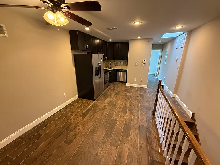 2226 Dickinson Street — Photo 6