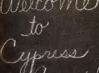 335 Cypress St APT 2S, Manchester, NH 03103