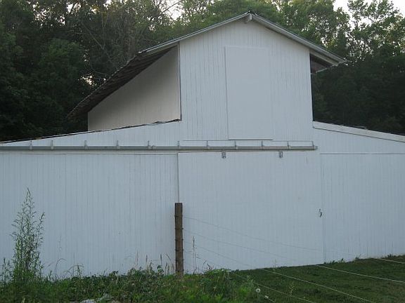 3 stall barn wired workshop