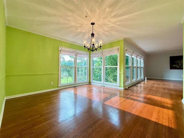 8710 Mount Rushmore Dr — Photo 5