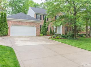 205 Brookrun Dr, Akron, OH 44321