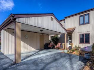 115 Pebble Dr, Bristol, VA 24201