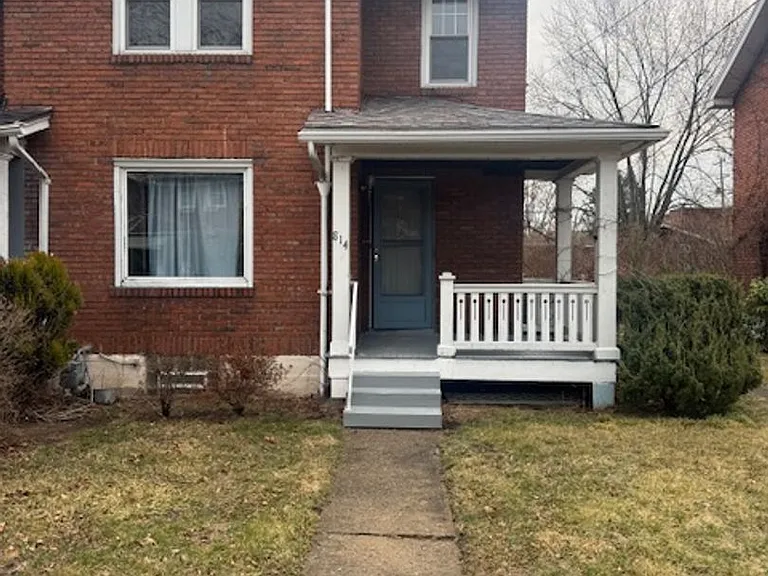 814 Vankirk St — Photo 1