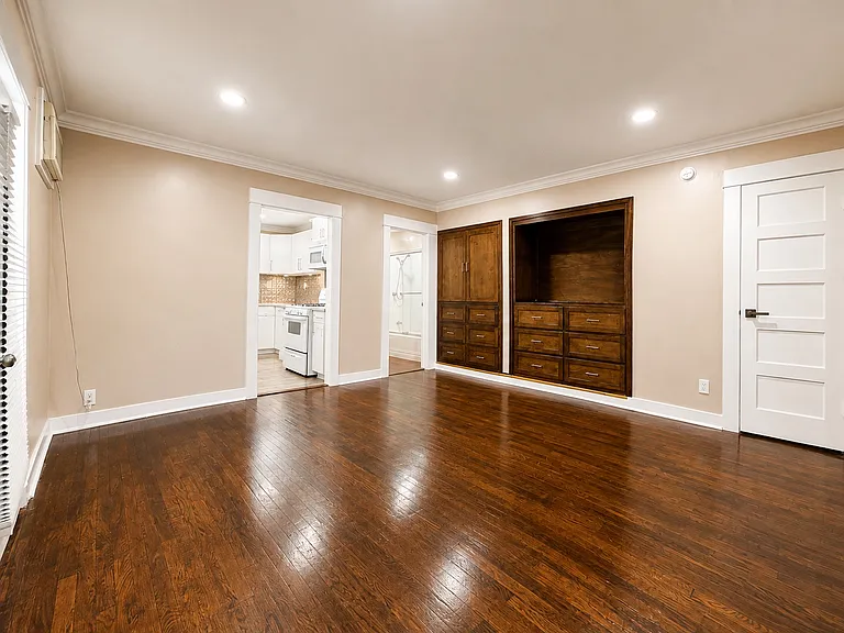 4308 Gateway Ave #1 — Photo 5