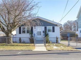 11 Vermont St, Johnston, RI 02919