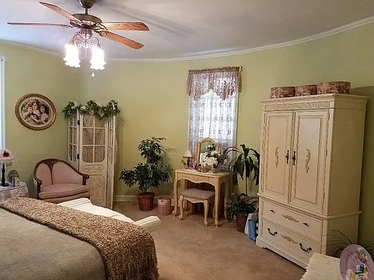 Sold by NY Metro Realty Group | media 20