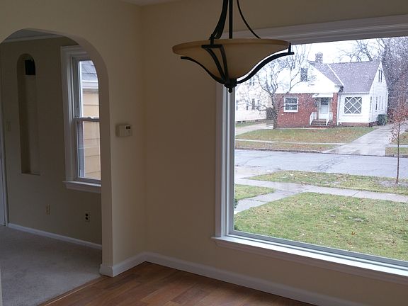 Dinning Room (from the Kitchen)