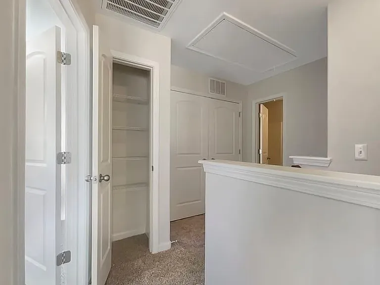 164 Creekstone Ct — Photo 9