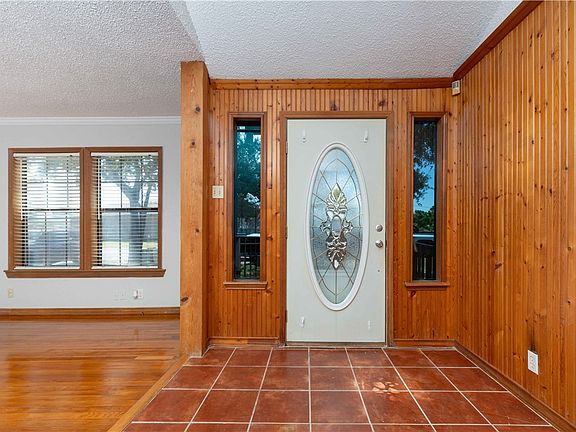 3rd image of 1050 Dorthy Dr