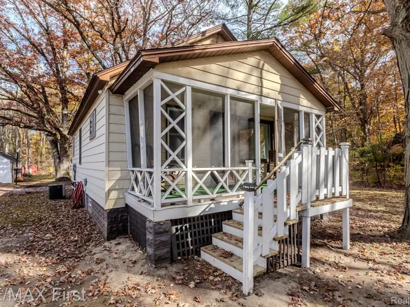 3466 Abbottsford Rd, Clyde, MI 48049