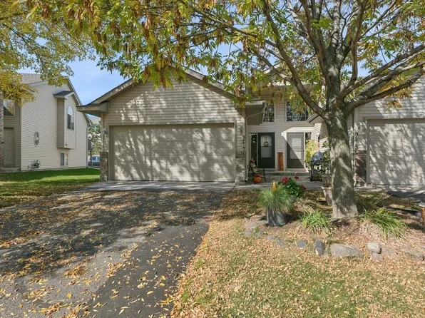 9217 Orchard Ln, Monticello, MN 55362