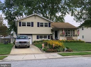 51 N Avon Dr, Claymont, DE 19703