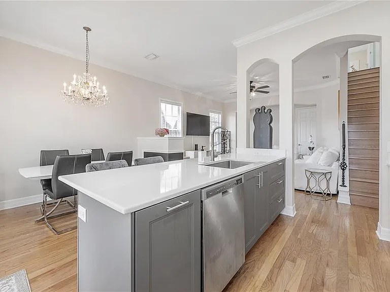 2920-2 Hansen Manor Ln — Photo 11