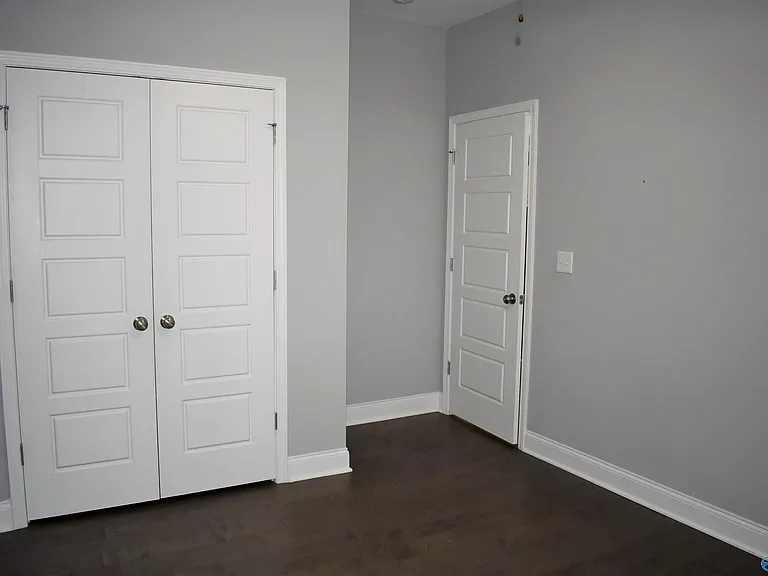 11 Burke Ave — Photo 30