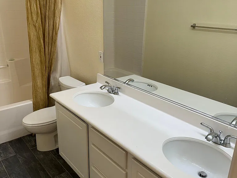 14975 Mount Wilson Ln — Photo 19