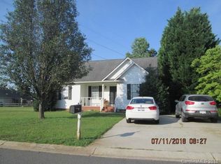 710 Golden Bell Dr, Rock Hill, SC 29732
