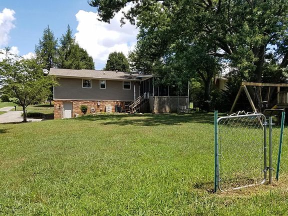 5th image of 2956 Big Bend Dr
