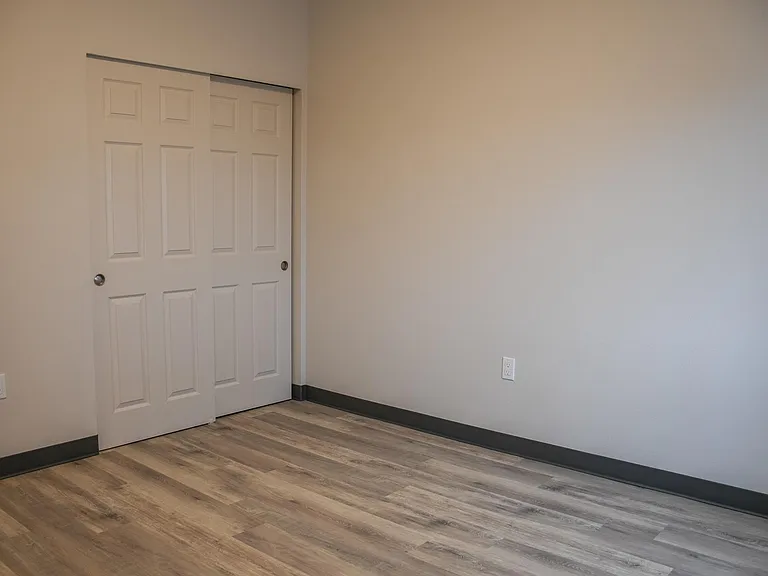Kirkland Heights Apartments — Photo 20