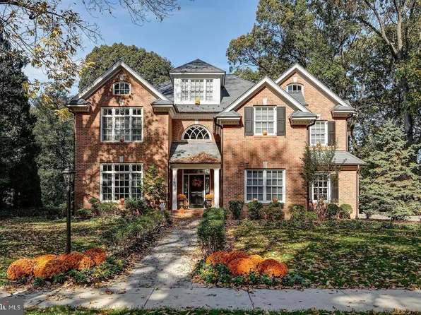 449 Loucroft Rd, Haddonfield, NJ 08033