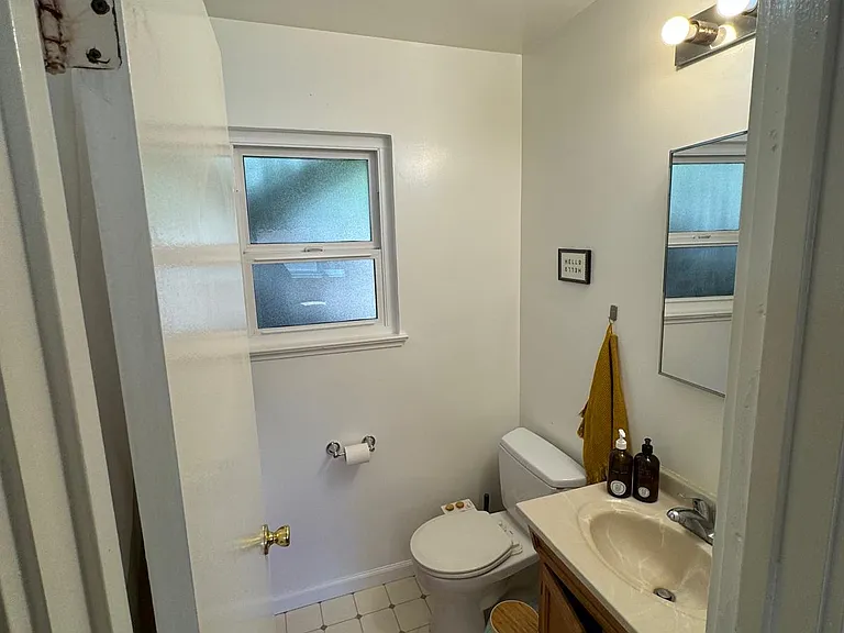 1611 McGee Ave #1 — Photo 4