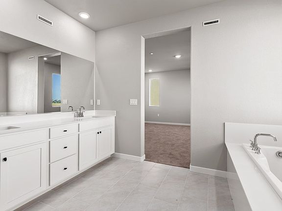 Plan 4 Primary Bathroom