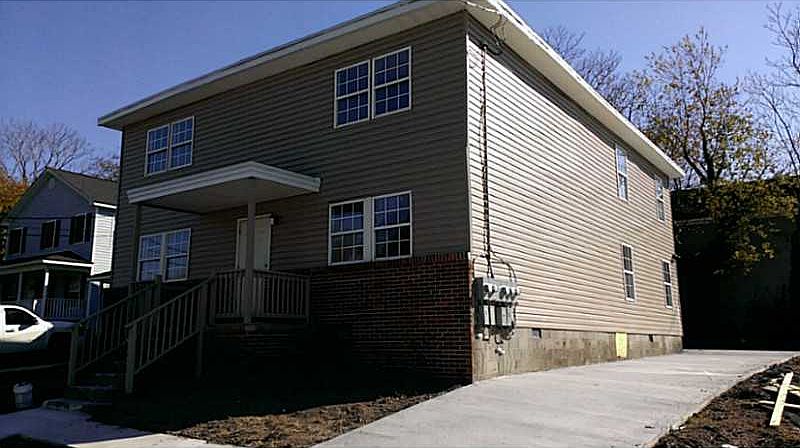 1st image of 730 Roswell Ave APT A