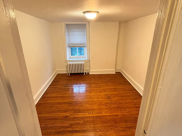 107 W Harvey St #3W — Photo 6
